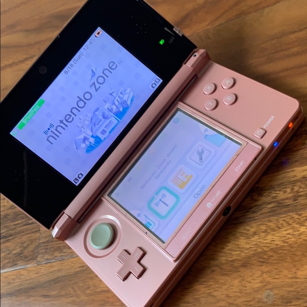 Nintendo 3DS - Picture 4 of 4